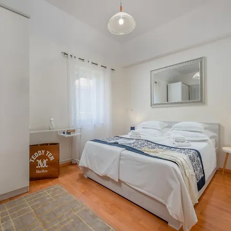 Lotea - Two-bedroom With Terrace And Sea View *