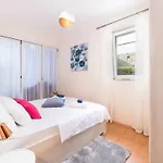 Lotea - Two-bedroom With Terrace And Sea View * Cavtat