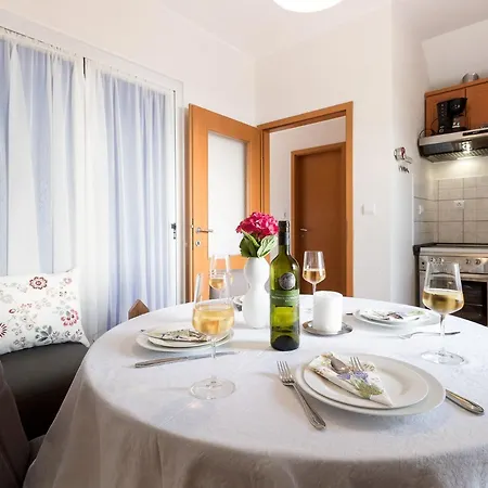 Lotea - Two-bedroom With Terrace And Sea View *