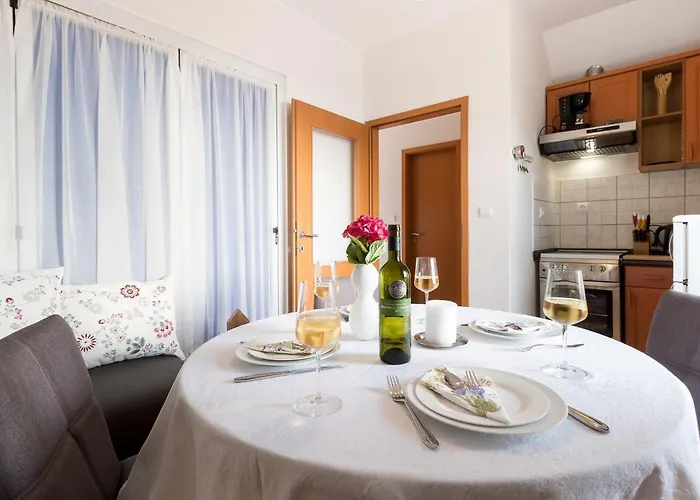 Lotea - Two-bedroom With Terrace And Sea View *