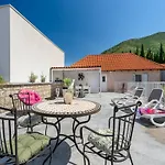 Lotea - Two-bedroom With Terrace And Sea View Apartmán *